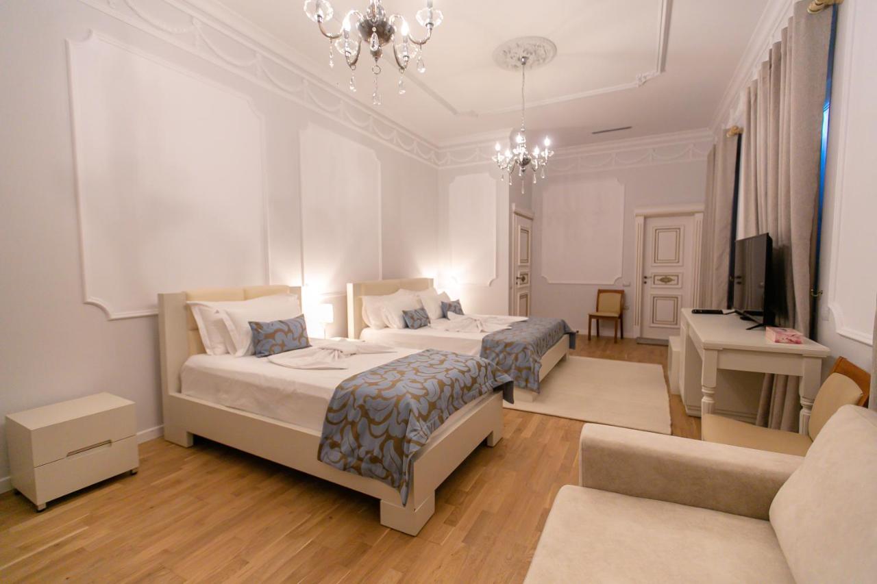 Vila Ferdinand Tiran Oda fotoğraf